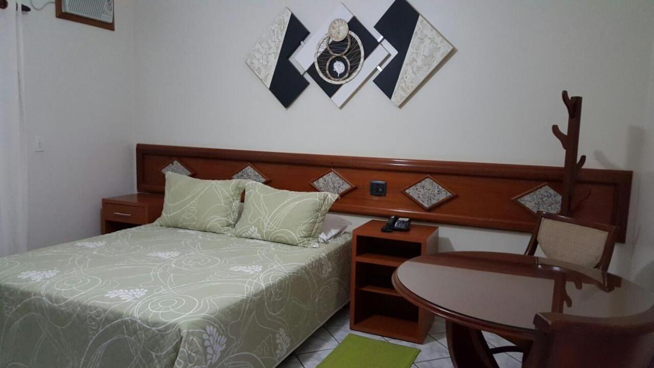 Hotel E Pousada Recanto Do Rio Pardo São José do Rio Pardo Room photo