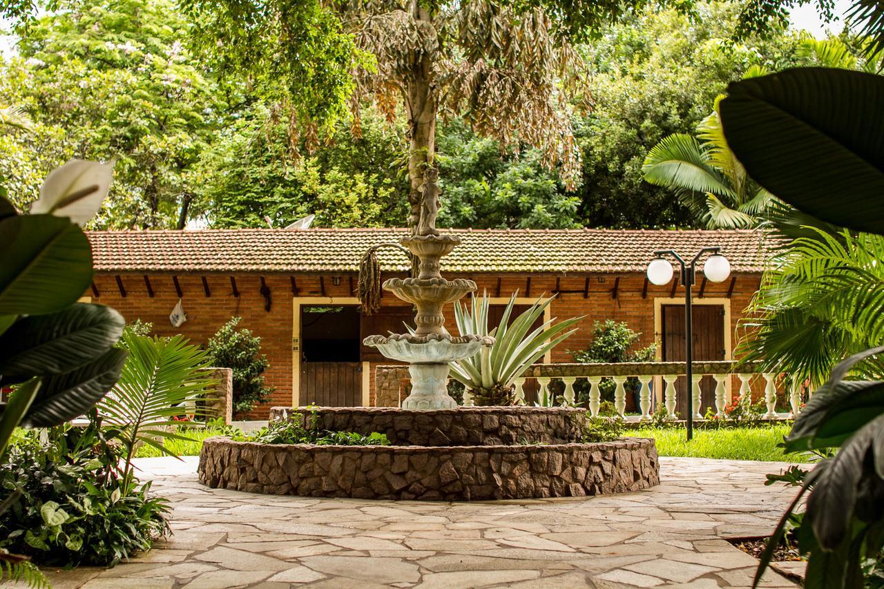 Hotel E Pousada Recanto Do Rio Pardo São José do Rio Pardo Exterior photo