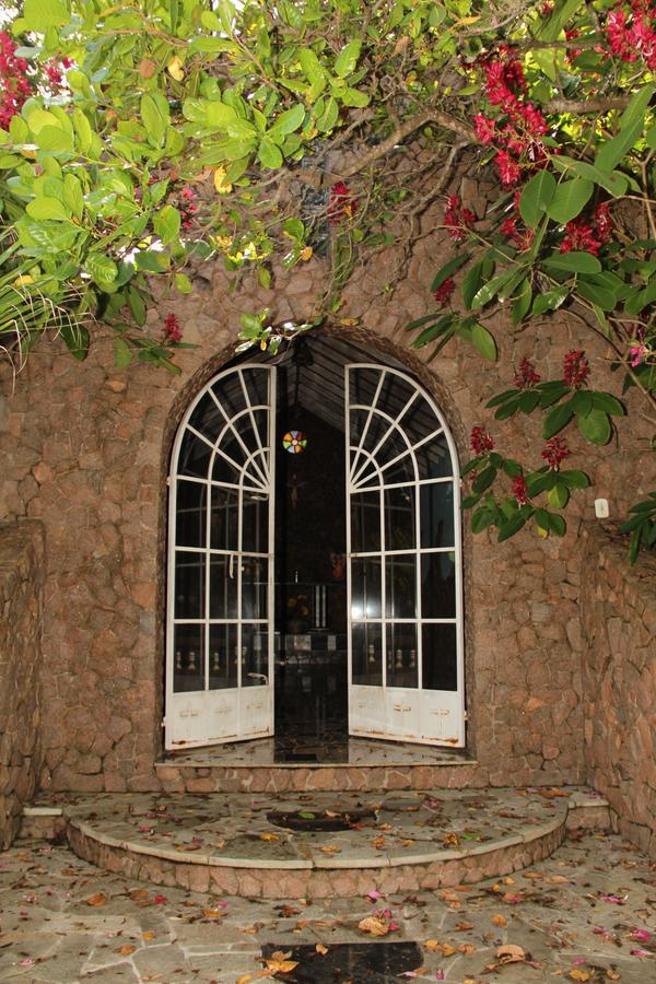 Hotel E Pousada Recanto Do Rio Pardo São José do Rio Pardo Exterior photo